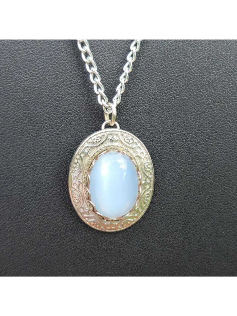 Vintage Necklace Oval Blue Chalcedony Pendant Ornate Etched Design Silver tone - Picture 5 of 11